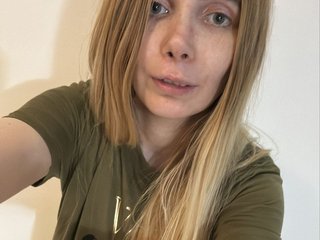 エロティックなビデオチャット KayleeAlbertina