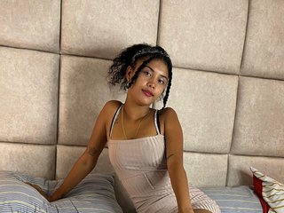 エロティックなビデオチャット Kayra-Rodriguez
