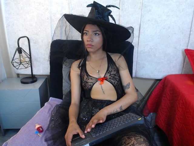 ブロードキャストスクリーンショット Keily-Foxxy