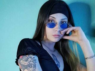 エロティックなビデオチャット Keket-Smith