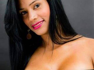 エロティックなビデオチャット KelliBrowns