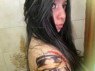 エロティックなビデオチャット Kellyvanessamoncada1