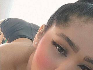 エロティックなビデオチャット KendallBrown