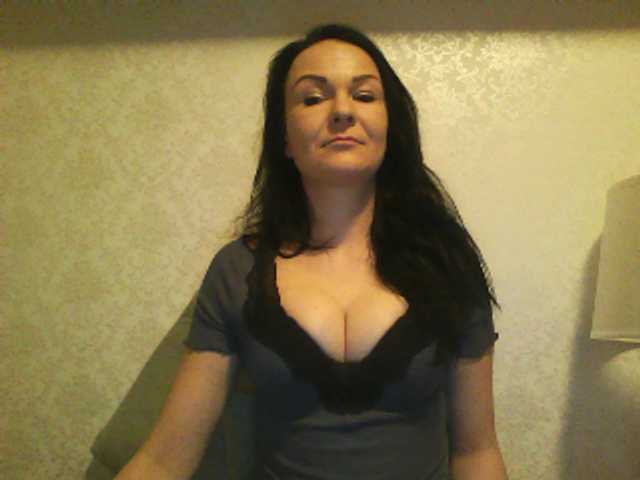 ブロードキャストスクリーンショット KendallLUXE