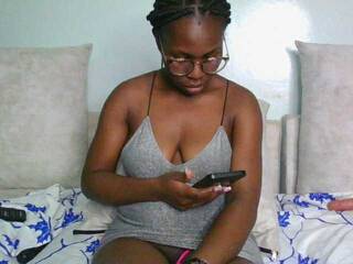 エロティックなビデオチャット kerry-2