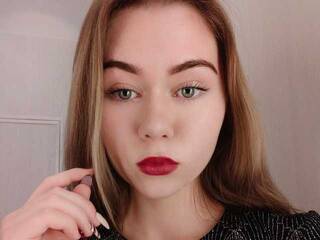 エロティックなビデオチャット Kessi-Bless