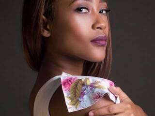 エロティックなビデオチャット khataleyaBala