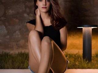 エロティックなビデオチャット Khloestahr