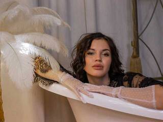 エロティックなビデオチャット KhristinaGrey