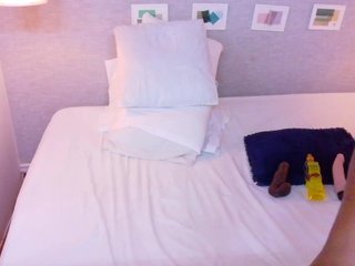 エロティックなビデオチャット kiara-evanss