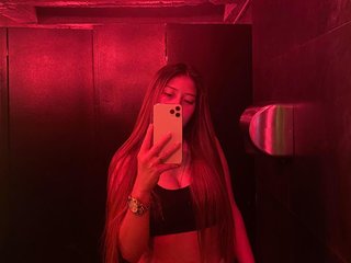 エロティックなビデオチャット kiaraowen1