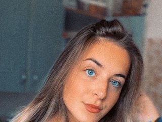 エロティックなビデオチャット KileyMinoww