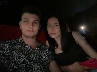 エロティックなビデオチャット kim69allan