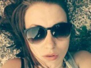 エロティックなビデオチャット kimdaniels