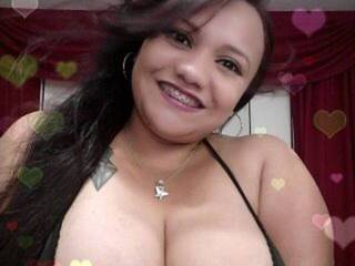 エロティックなビデオチャット KimyStone