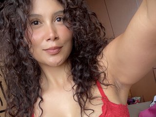 エロティックなビデオチャット KinkyMila