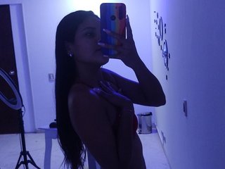 エロティックなビデオチャット kinkynicolee