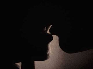 エロティックなビデオチャット KissedByTwo