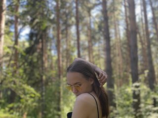 エロティックなビデオチャット KittiRissb