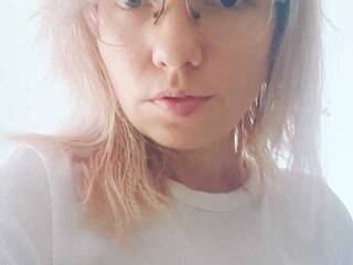 エロティックなビデオチャット Kittyishere1