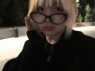 エロティックなビデオチャット KizzyRookard