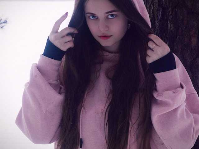 プロフィールの写真 KlaraLi
