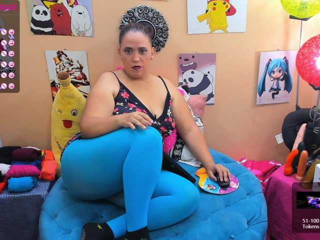 写真 Kristal_24 curvy, bigboobs, mistress, dominaty, pantyhose, mature, bigass,latina