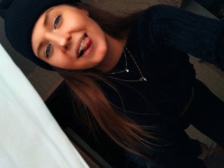 エロティックなビデオチャット KotiMrrr