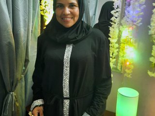 エロティックなビデオチャット KraliceBakir