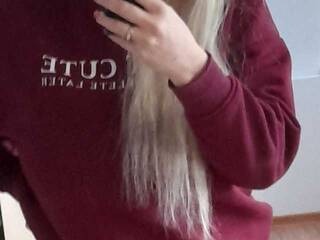 エロティックなビデオチャット krasotka77