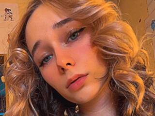 エロティックなビデオチャット Kriss-add