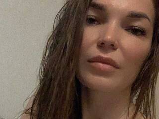 エロティックなビデオチャット Kristiiin