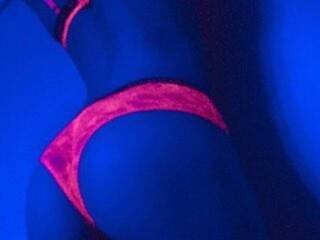 エロティックなビデオチャット Kristiweb