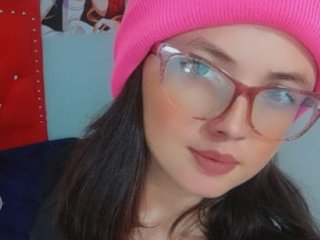 エロティックなビデオチャット KrystalAdams