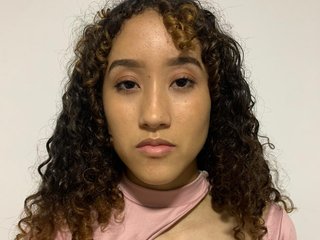エロティックなビデオチャット KyleLloyd