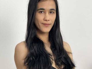 エロティックなビデオチャット KyraLee