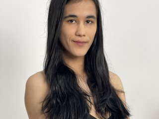 エロティックなビデオチャット KyraLee