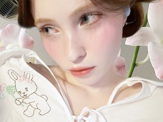 エロティックなビデオチャット l1ttle_p0ppy