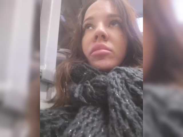 ブロードキャストスクリーンショット L4DYCANDY