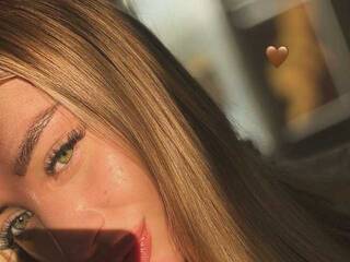 エロティックなビデオチャット La1aland