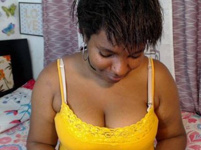 ブロードキャストスクリーンショット Laaylaax