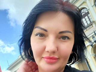 エロティックなビデオチャット LadyBoomWild