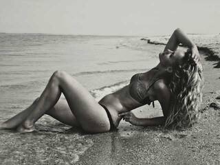 エロティックなビデオチャット ladyluck