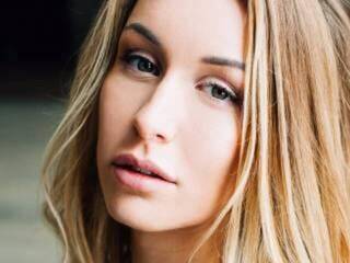 エロティックなビデオチャット ladymurmay