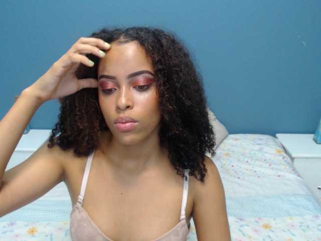 ブロードキャストスクリーンショット LanaCarter