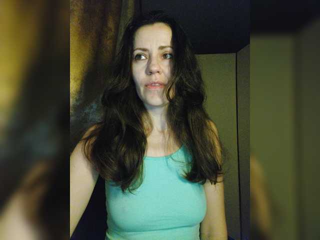 ブロードキャストスクリーンショット Larianna