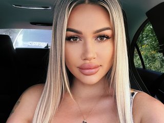 エロティックなビデオチャット LeraDXB