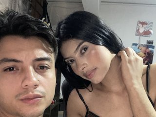 エロティックなビデオチャット latin-couple77