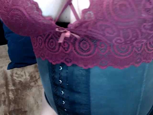 ブロードキャストスクリーンショット LatinnHot