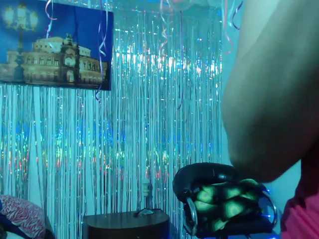 ブロードキャストスクリーンショット latinpervert